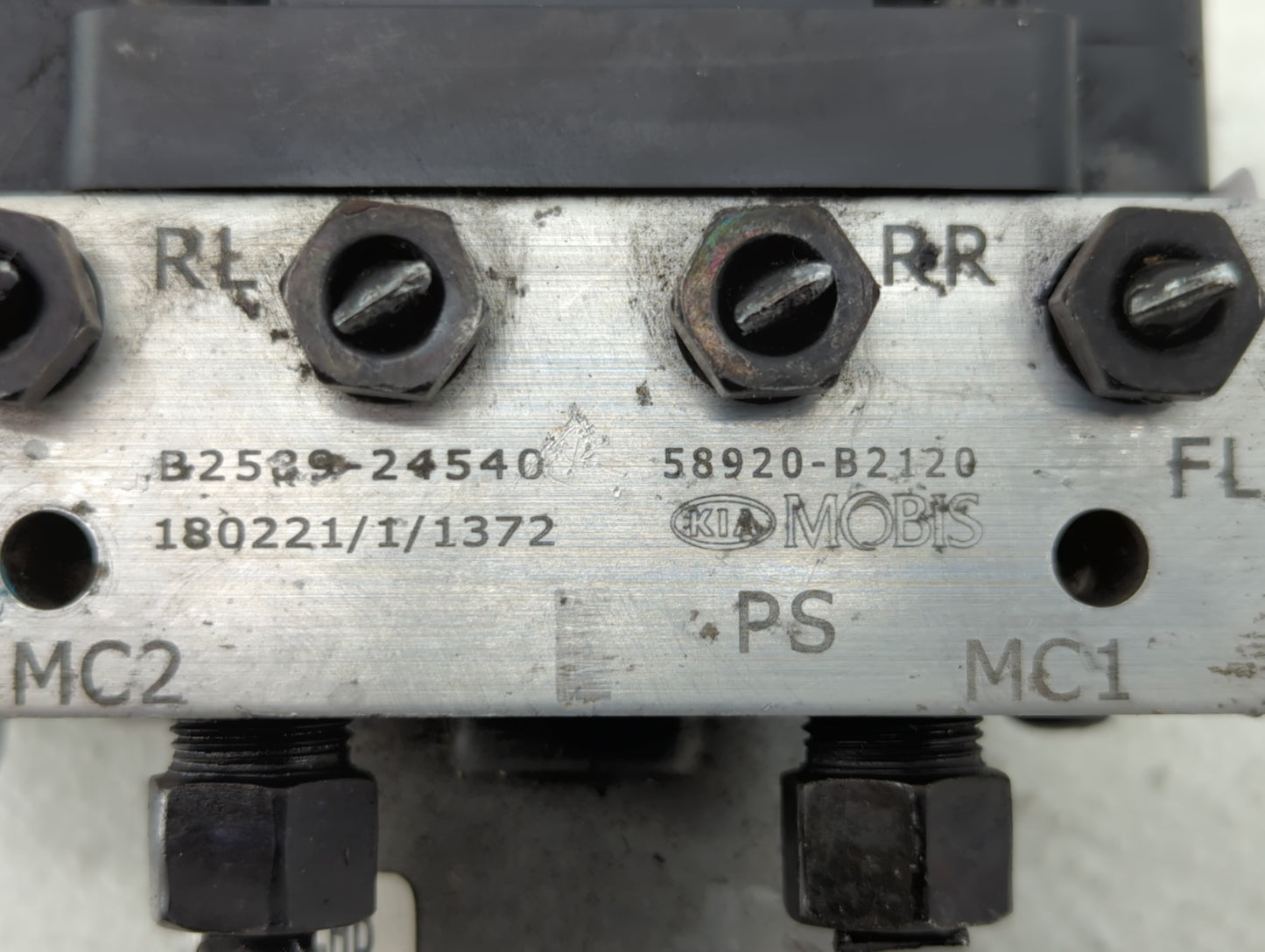 2017-2019 Kia Soul ABS Pump Control Module Replacement P/N:B2589-33540 58900-B2120, B2589-24540 Fits Fits 2017 2018 2019 OEM