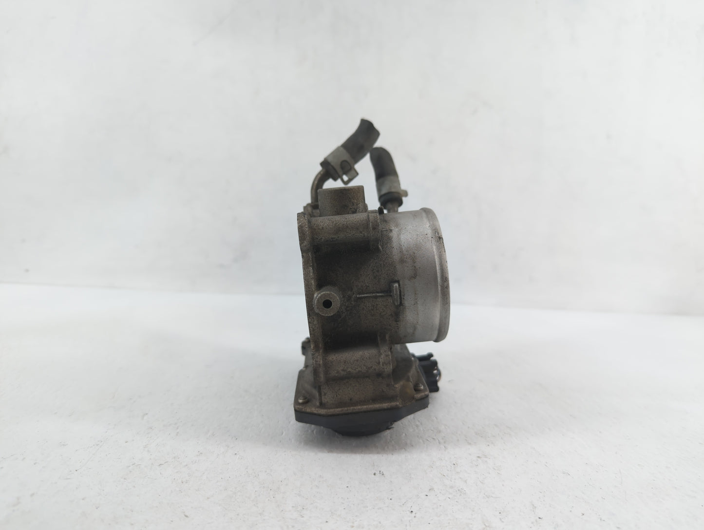 2014-2019 Kia Soul Throttle Body P/N:35100-2E000 1302150124, 35100-2E710 Fits Fits 2011 2012 2013 2014 2015 2016 2017 2018 2