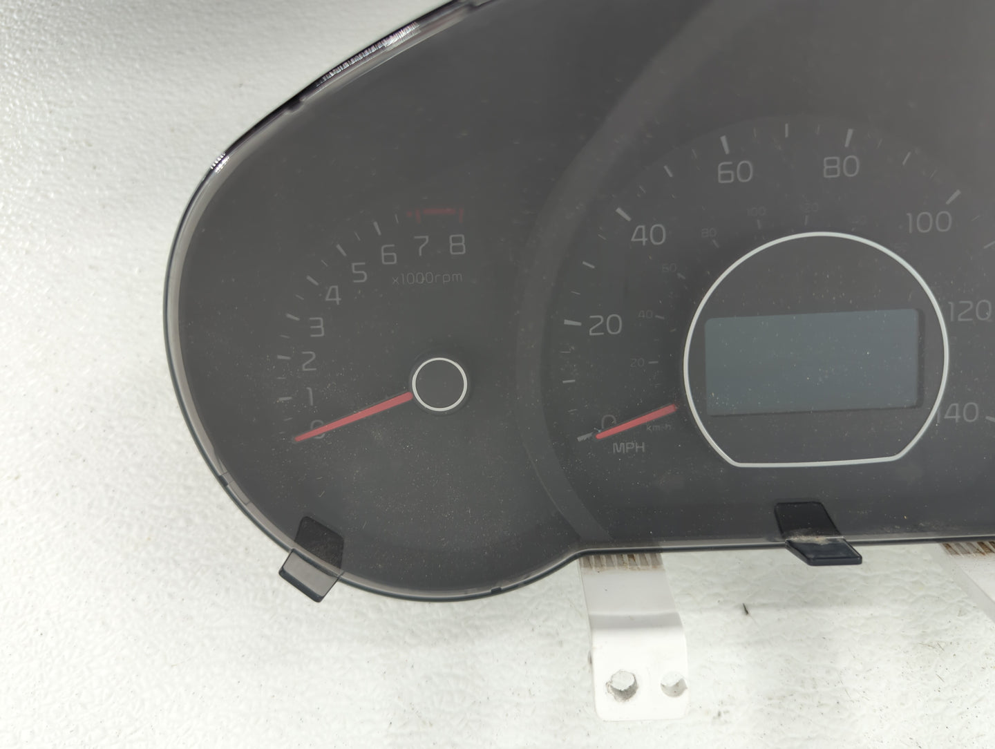 2017-2019 Kia Soul Instrument Cluster Speedometer Gauges P/N:94006-92720 94006-B2720 Fits Fits 2017 2018 2019 OEM Used Auto 