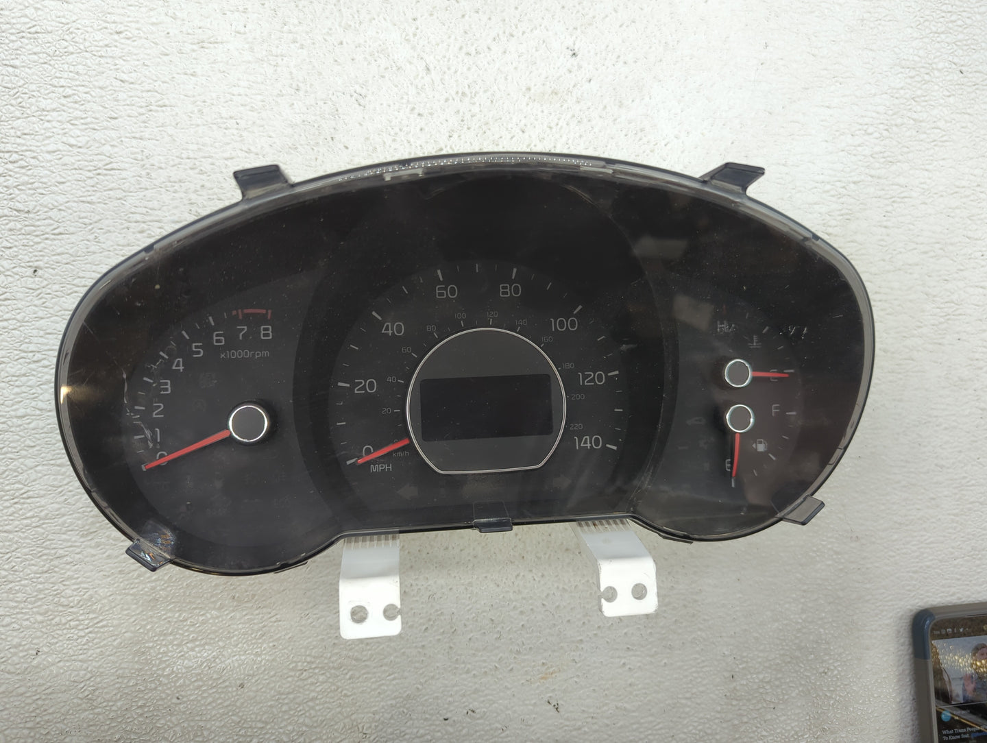 2017-2019 Kia Soul Instrument Cluster Speedometer Gauges P/N:94006-92720 94006-B2720 Fits Fits 2017 2018 2019 OEM Used Auto 