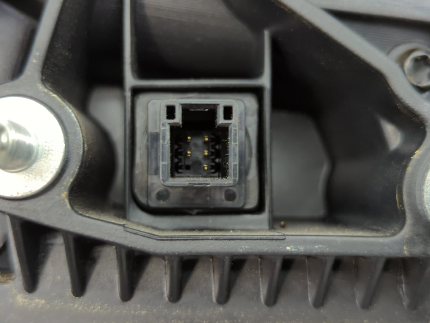 2018 Kia Soul Side Mirror Replacement Driver Left View Door Mirror P/N:GJ54-17683-BB5 GJ54-17682-BC5, GJ54-17683-DC5 Fits OE