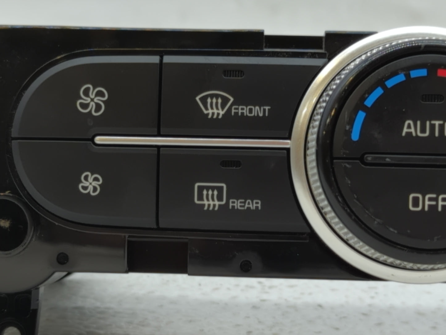 2017-2019 Kia Soul Climate Control Module Temperature AC/Heater Replacement P/N:97250-B2DQ1CA 97250-B2GQ1CA Fits OEM Used Au