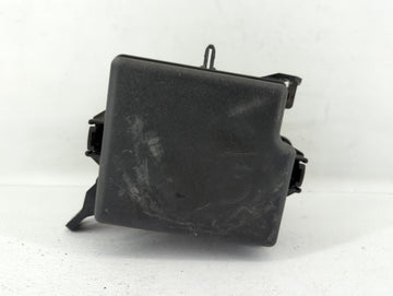 2017-2019 Kia Soul Fusebox Fuse Box Panel Relay Module P/N:91950-B2330 Fits Fits 2017 2018 2019 OEM Used Auto Parts - Oemuse