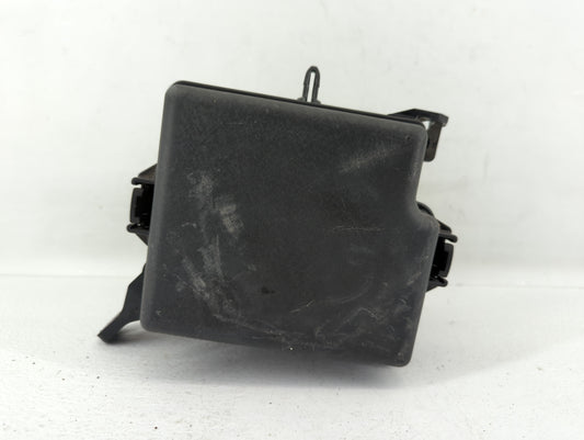 2017-2019 Kia Soul Fusebox Fuse Box Panel Relay Module P/N:91950-B2330 Fits Fits 2017 2018 2019 OEM Used Auto Parts - Oemuse