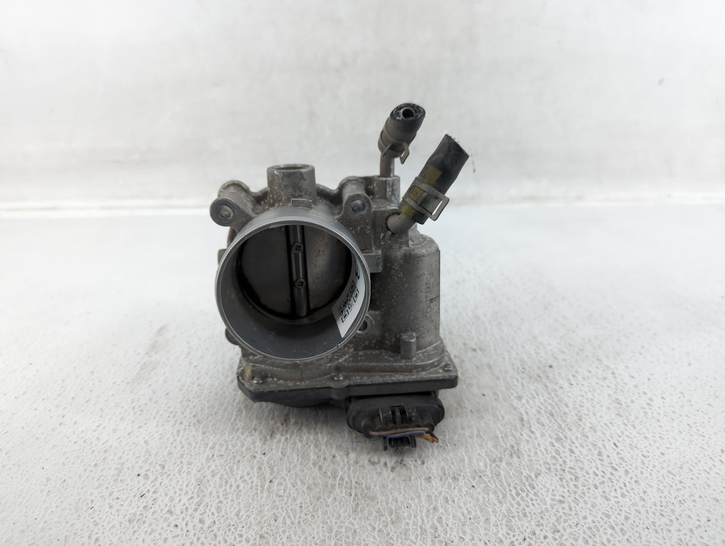 2014-2019 Kia Soul Throttle Body P/N:35100-2E000 Fits Fits 2011 2012 2013 2014 2015 2016 2017 2018 2019 2020 2021 OEM Used A