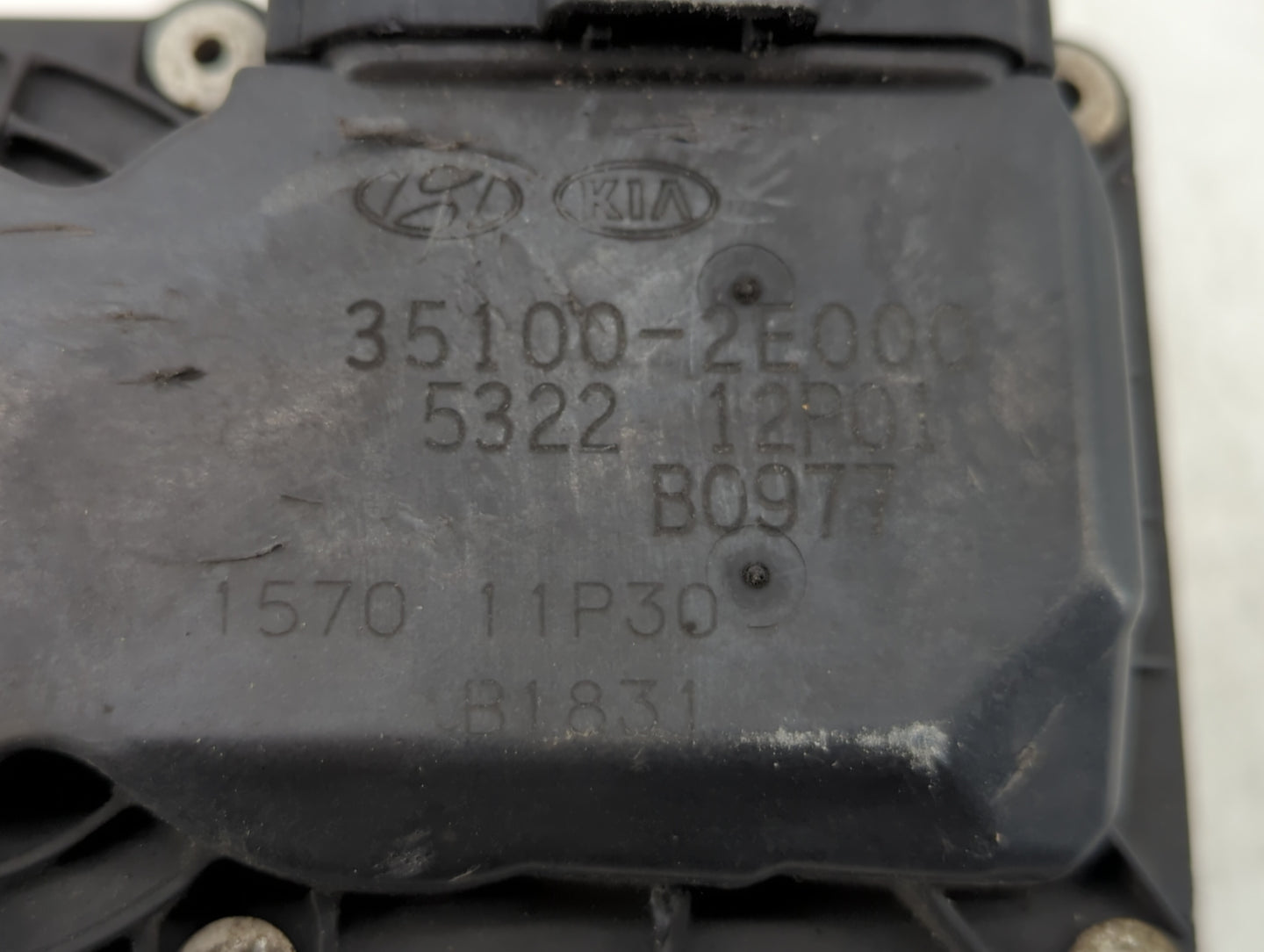 2014-2019 Kia Soul Throttle Body P/N:35100-2E000 35100-2E710 Fits Fits 2011 2012 2013 2014 2015 2016 2017 2018 2019 2020 202