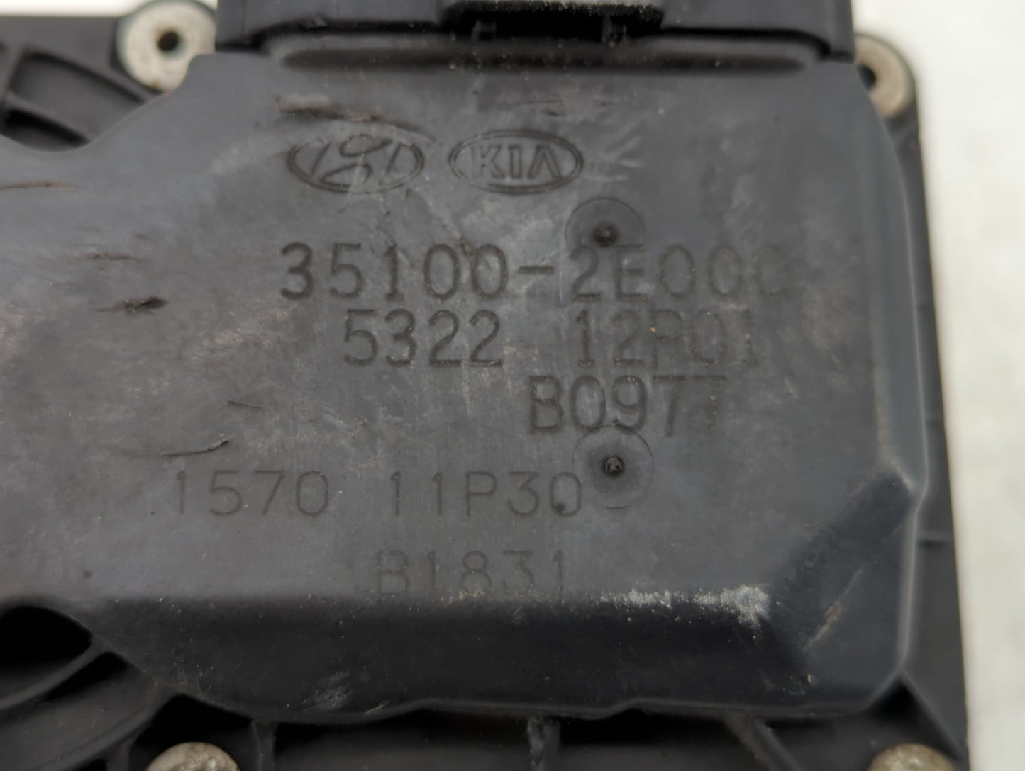 2014-2019 Kia Soul Throttle Body P/N:35100-2E000 35100-2E710 Fits Fits 2011 2012 2013 2014 2015 2016 2017 2018 2019 2020 202