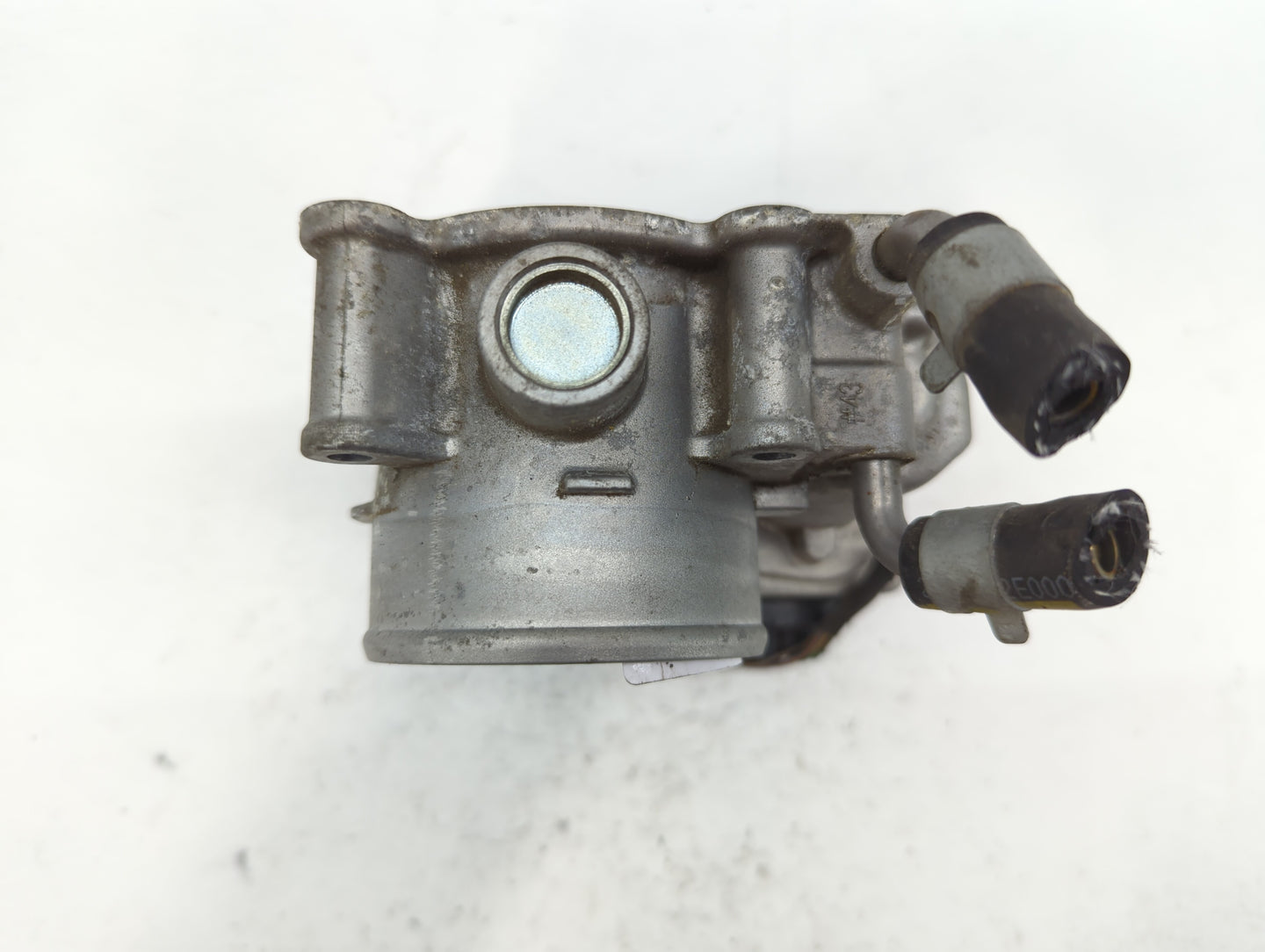 2014-2019 Kia Soul Throttle Body P/N:35100-2E000 Fits Fits 2011 2012 2013 2014 2015 2016 2017 2018 2019 2020 2021 OEM Used A