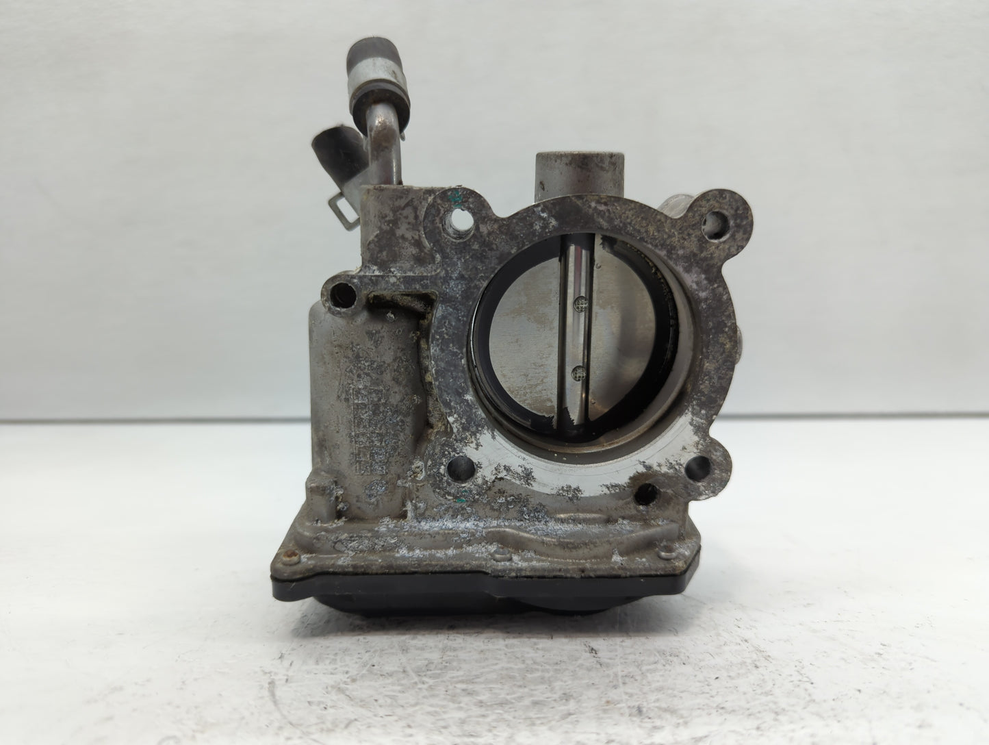2014-2019 Kia Soul Throttle Body P/N:35100-2E000 Fits Fits 2011 2012 2013 2014 2015 2016 2017 2018 2019 2020 2021 OEM Used A