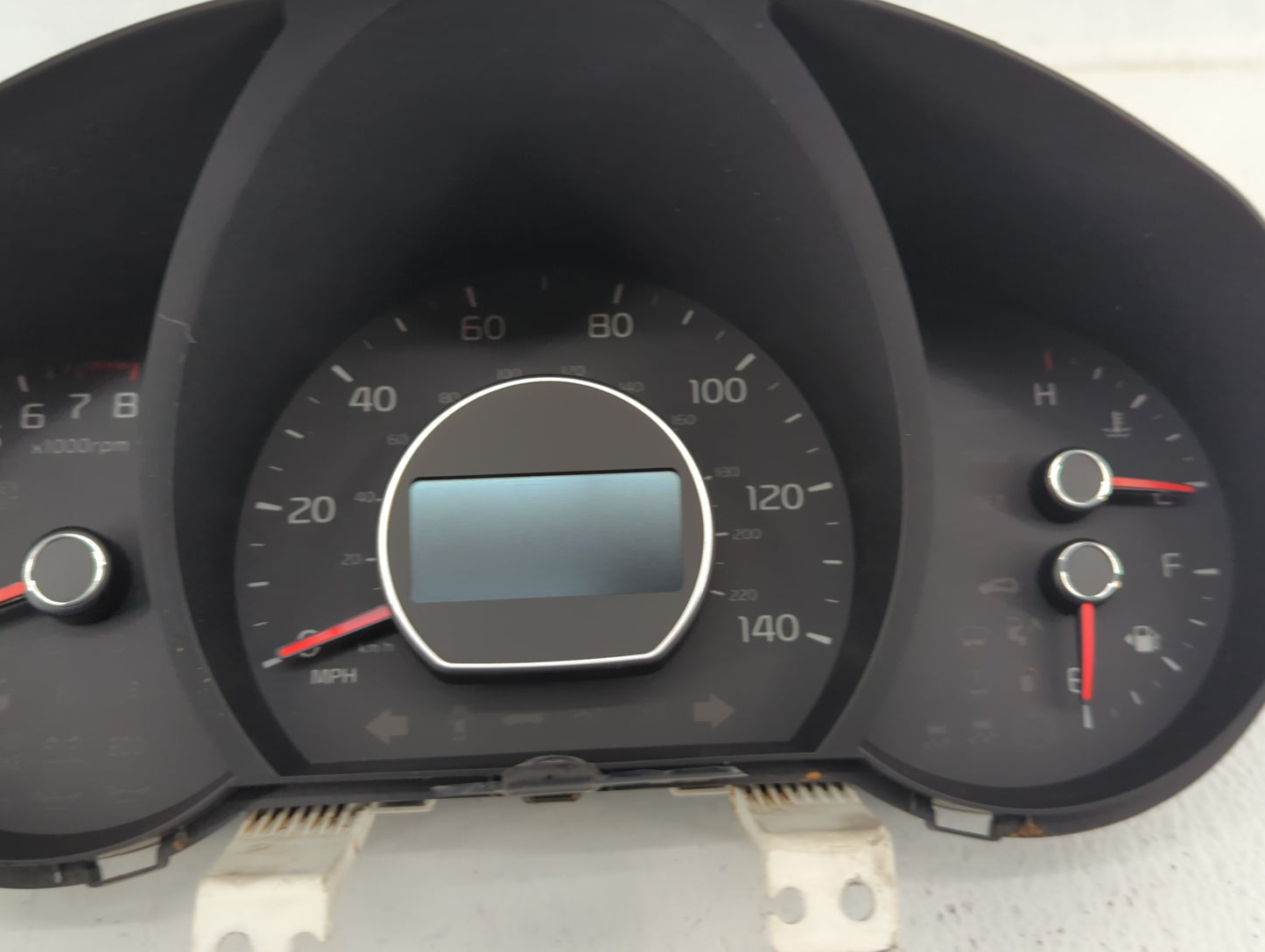 2017-2019 Kia Soul Instrument Cluster Speedometer Gauges P/N:94006-B2720 Fits Fits 2017 2018 2019 OEM Used Auto Parts - Oemu