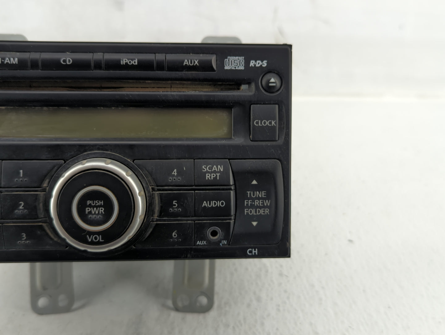 2017-2019 Kia Soul Radio AM FM Cd Player Receiver Replacement P/N:28185 1VK1A Fits Fits 2017 2018 2019 OEM Used Auto Parts -