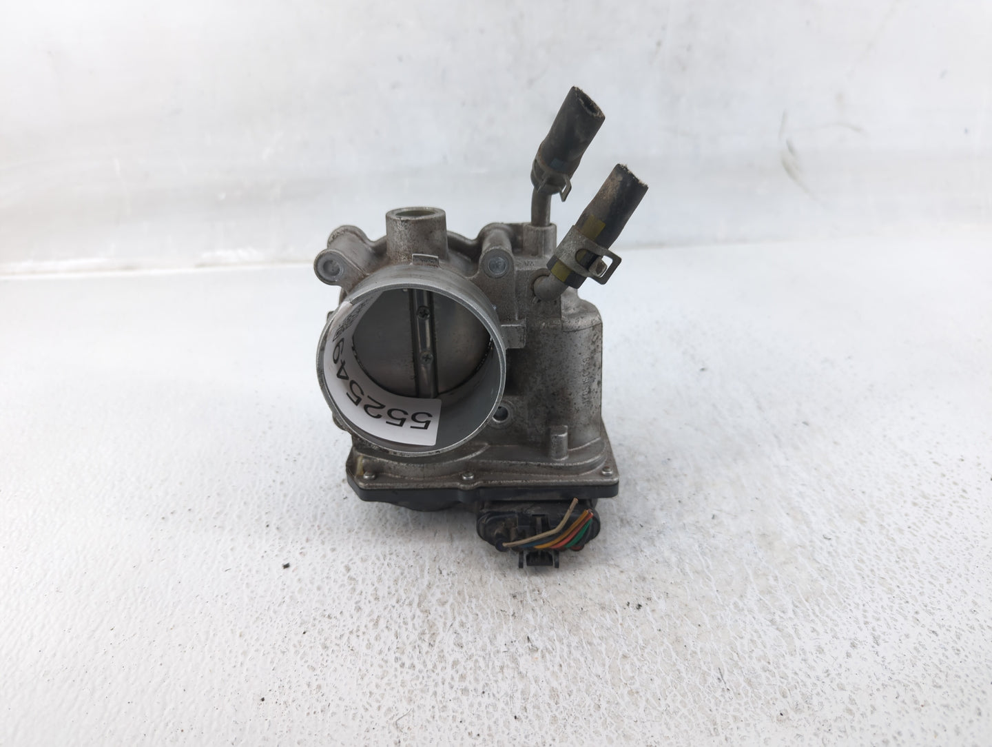 2014-2019 Kia Soul Throttle Body P/N:35100-2E000 Fits Fits 2011 2012 2013 2014 2015 2016 2017 2018 2019 2020 2021 OEM Used A