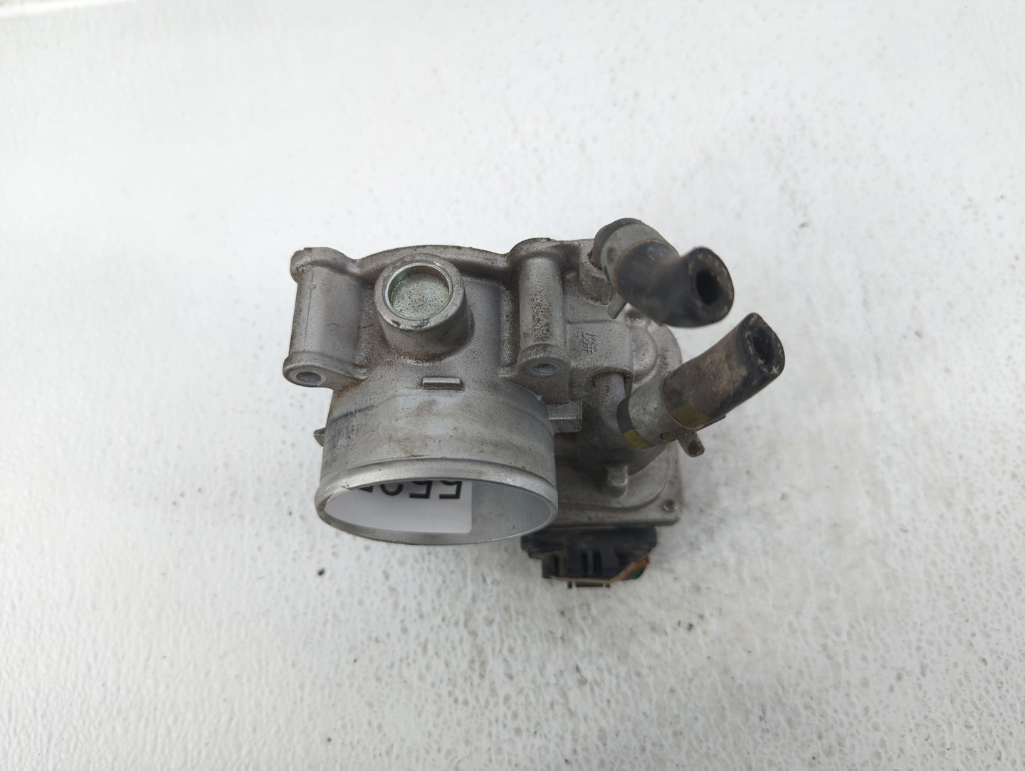 2014-2019 Kia Soul Throttle Body P/N:35100-2E000 Fits Fits 2011 2012 2013 2014 2015 2016 2017 2018 2019 2020 2021 OEM Used A