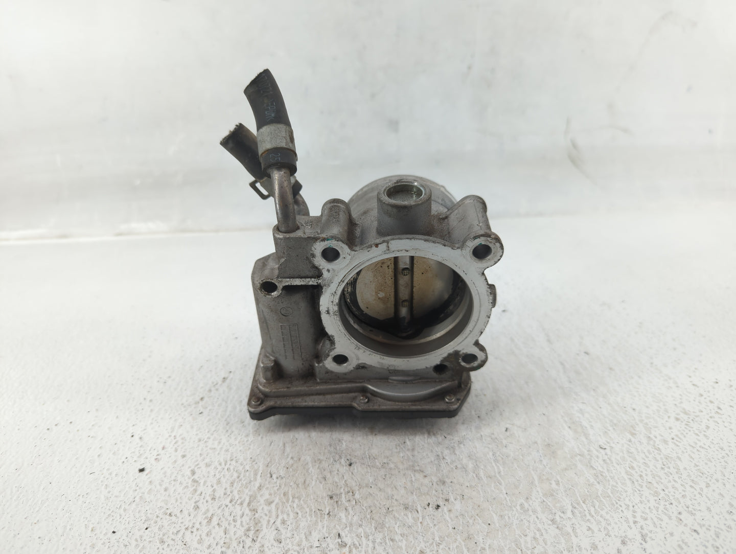 2014-2019 Kia Soul Throttle Body P/N:35100-2E000 Fits Fits 2011 2012 2013 2014 2015 2016 2017 2018 2019 2020 2021 OEM Used A
