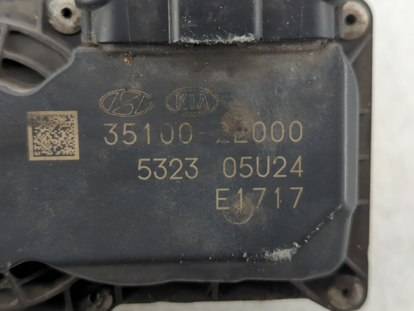 2014-2019 Kia Soul Throttle Body P/N:35100-2E000 Fits Fits 2011 2012 2013 2014 2015 2016 2017 2018 2019 2020 2021 OEM Used A