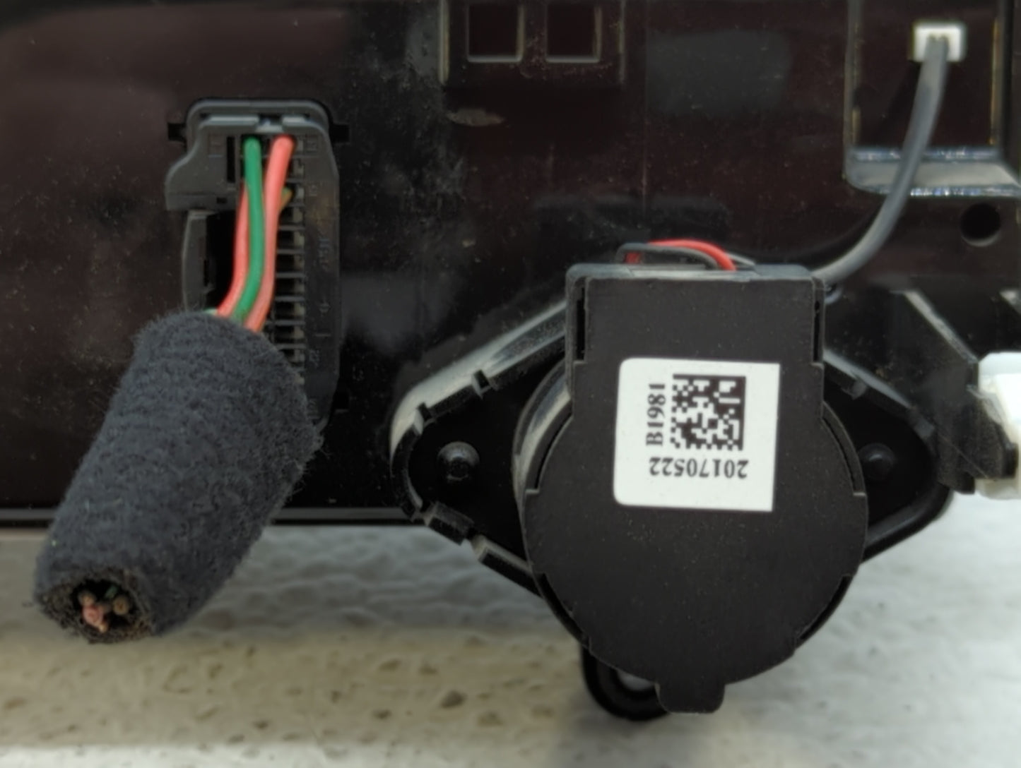 2017-2019 Kia Soul Climate Control Module Temperature AC/Heater Replacement P/N:97250-B2GQ1CA 97250-B2DQ1CA Fits OEM Used Au