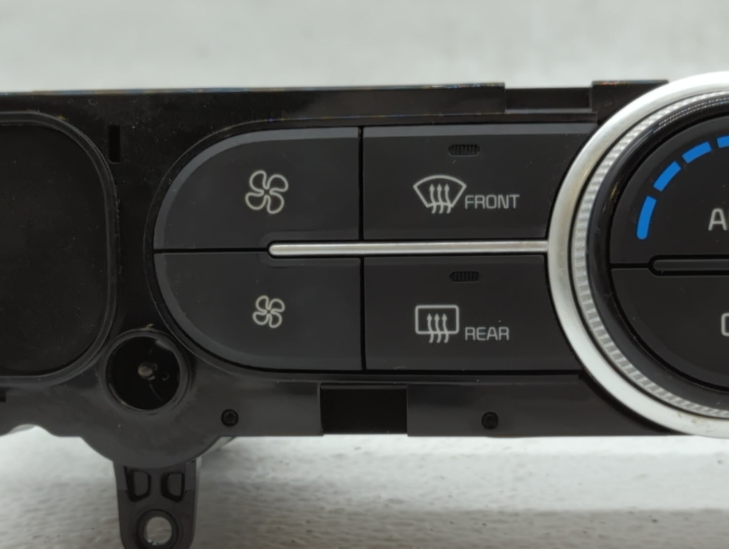 2017-2019 Kia Soul Climate Control Module Temperature AC/Heater Replacement P/N:97250-B2GQ1A Fits Fits 2017 2018 2019 OEM Us