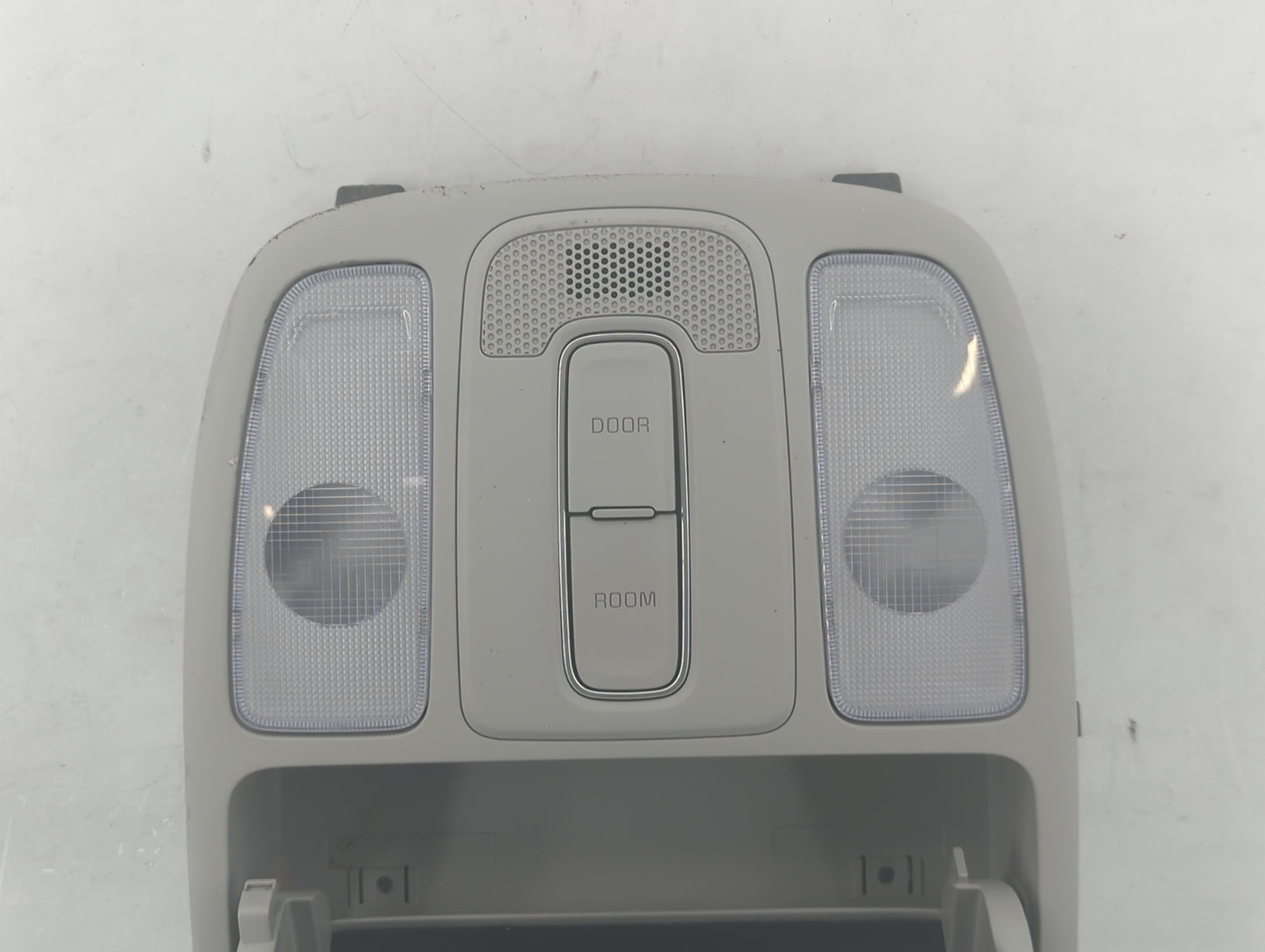 2014-2019 Kia Soul Overhead Roof Console 608561 - Oemusedautoparts1.com