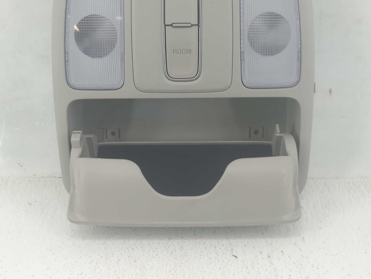 2014-2019 Kia Soul Overhead Roof Console 608561 - Oemusedautoparts1.com