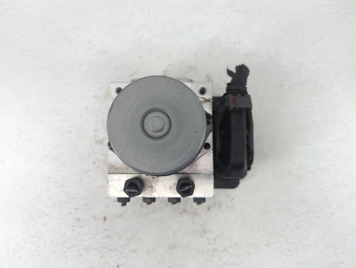 2017-2019 Kia Soul ABS Pump Control Module Replacement P/N:B2589-24540 Fits Fits 2017 2018 2019 OEM Used Auto Parts - Oemuse