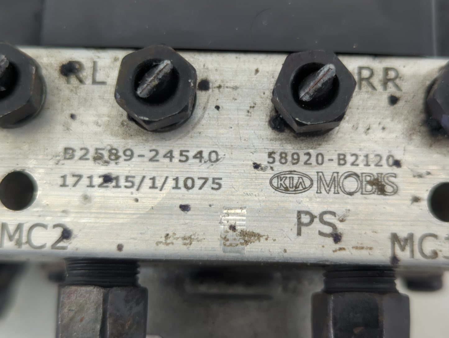 2017-2019 Kia Soul ABS Pump Control Module Replacement P/N:B2589-24540 Fits Fits 2017 2018 2019 OEM Used Auto Parts - Oemuse
