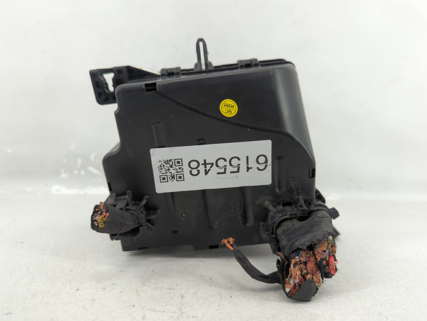 2017-2019 Kia Soul Fusebox Fuse Box Panel Relay Module P/N:91709B2070 Fits Fits 2017 2018 2019 OEM Used Auto Parts - Oemused
