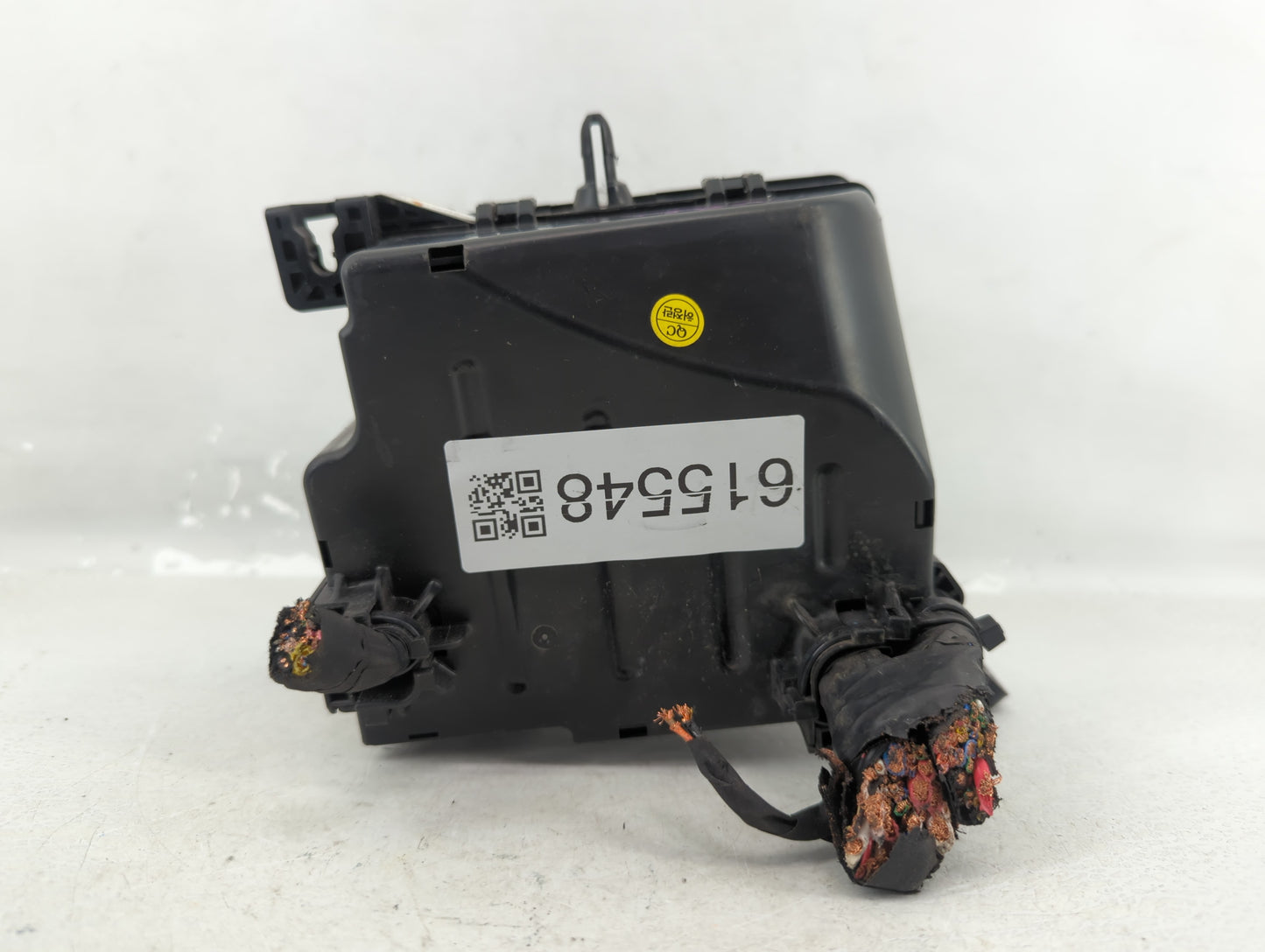 2017-2019 Kia Soul Fusebox Fuse Box Panel Relay Module P/N:91709B2070 Fits Fits 2017 2018 2019 OEM Used Auto Parts - Oemused