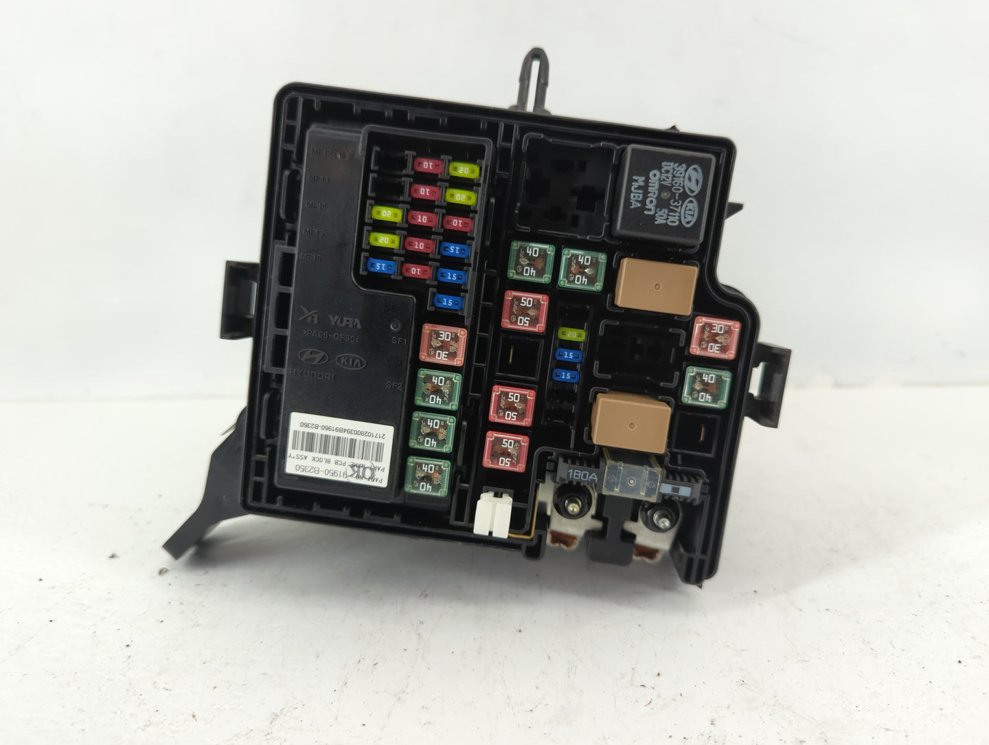 2017-2019 Kia Soul Fusebox Fuse Box Panel Relay Module P/N:91713B2770 Fits Fits 2017 2018 2019 OEM Used Auto Parts - Oemused