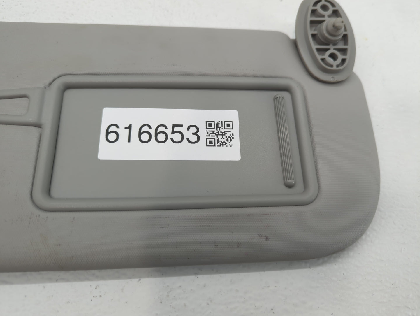 2014-2019 Kia Soul Sun Visor Shade Replacement Passenger Right Mirror Fits Fits 2014 2015 2016 2017 2018 2019 OEM Used Auto 