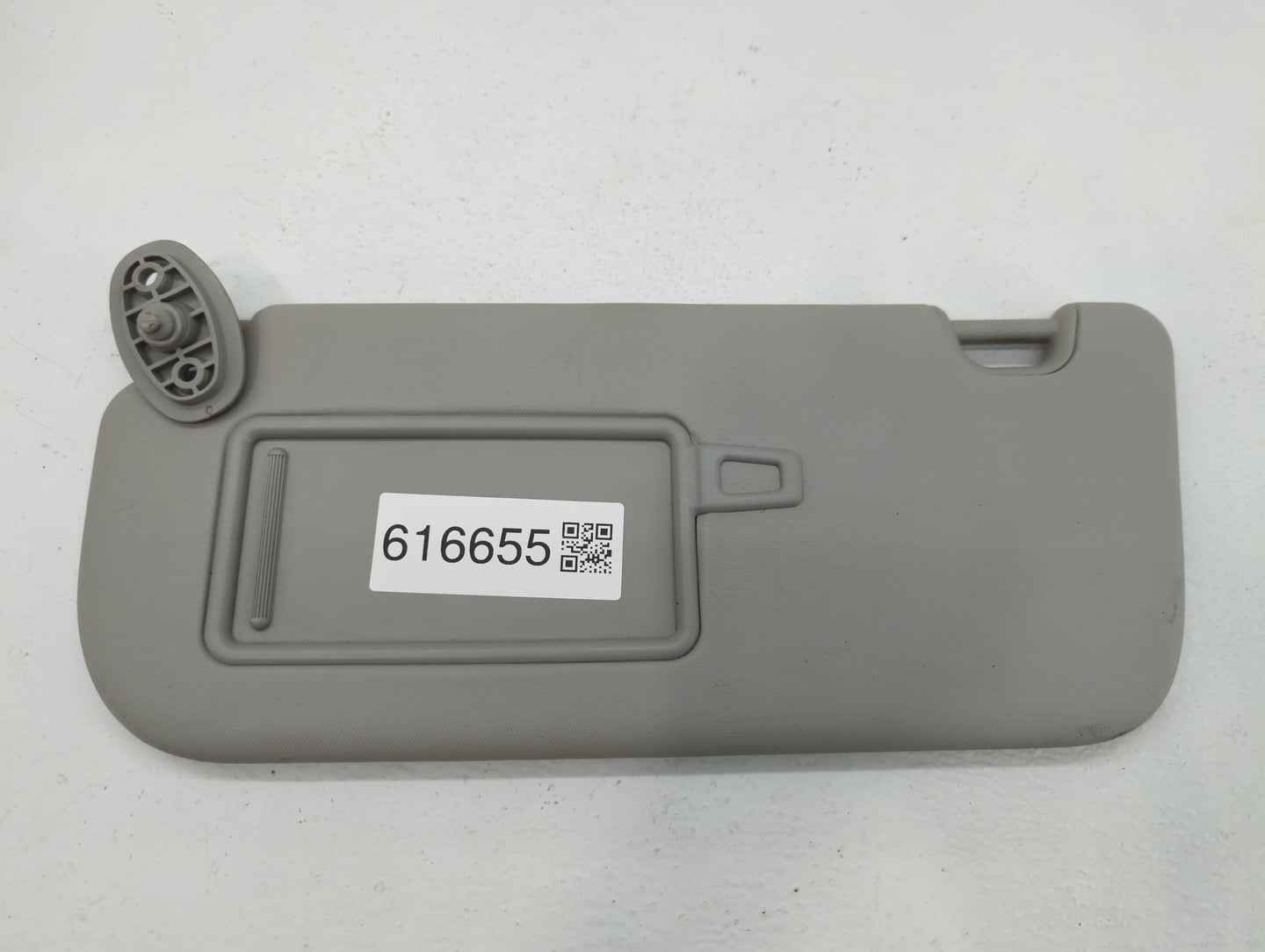 2014-2019 Kia Soul Sun Visor Shade Replacement Driver Left Mirror Fits Fits 2014 2015 2016 2017 2018 2019 OEM Used Auto Part