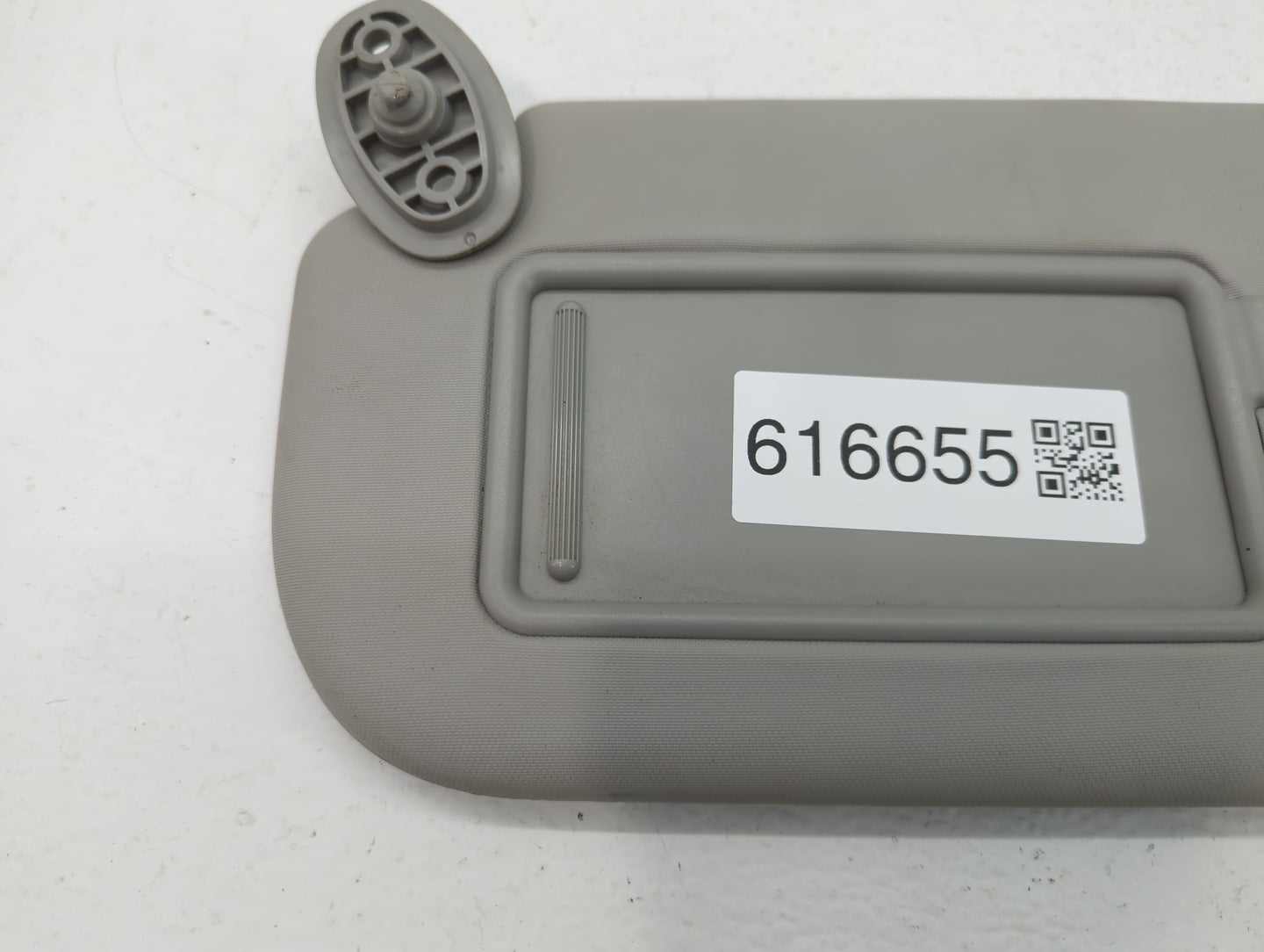 2014-2019 Kia Soul Sun Visor Shade Replacement Driver Left Mirror Fits Fits 2014 2015 2016 2017 2018 2019 OEM Used Auto Part