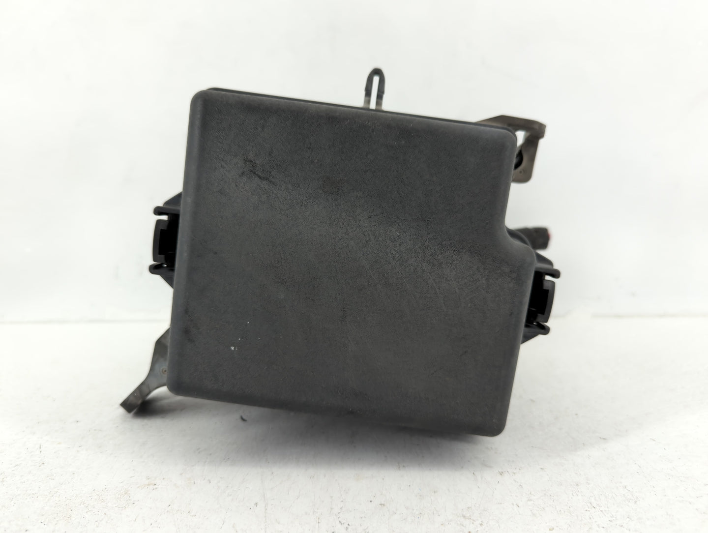 2017-2019 Kia Soul Fusebox Fuse Box Panel Relay Module P/N:91950-B2330 Fits Fits 2017 2018 2019 OEM Used Auto Parts - Oemuse