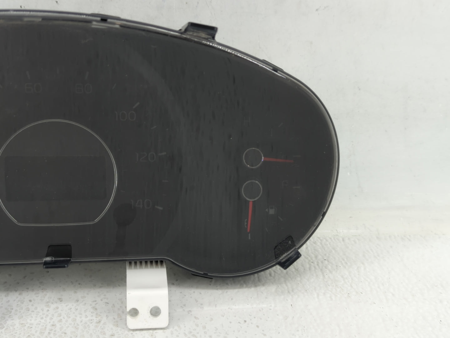 2017-2019 Kia Soul Instrument Cluster Speedometer Gauges P/N:94006-B2720 Fits Fits 2017 2018 2019 OEM Used Auto Parts - Oemu