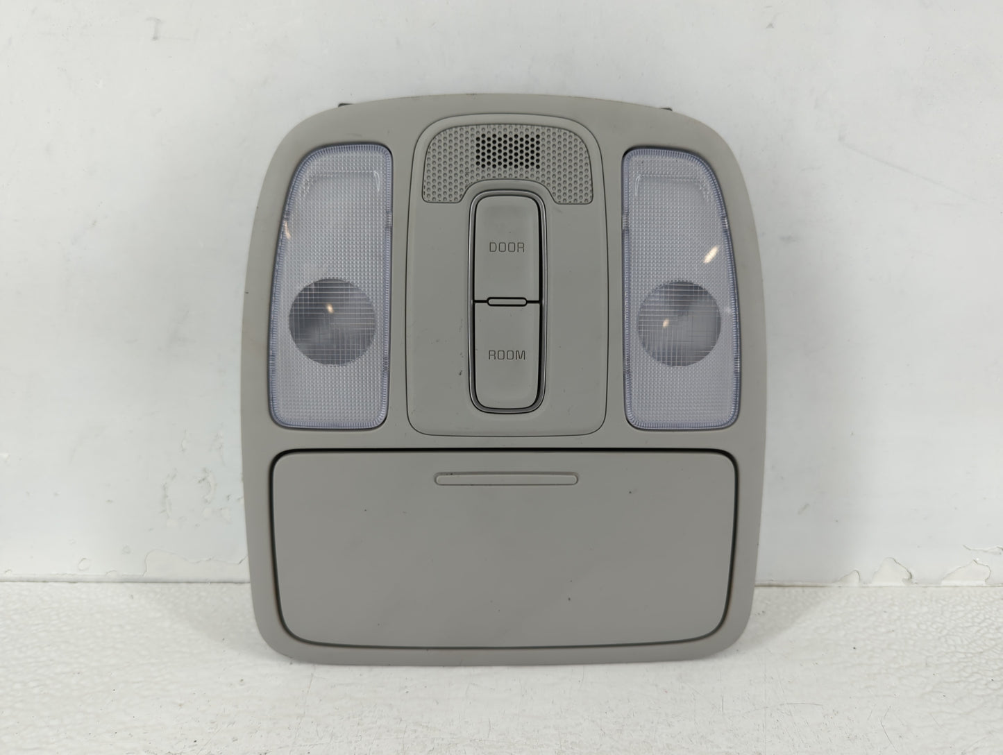 2014-2019 Kia Soul Overhead Roof Console 625919 - Oemusedautoparts1.com