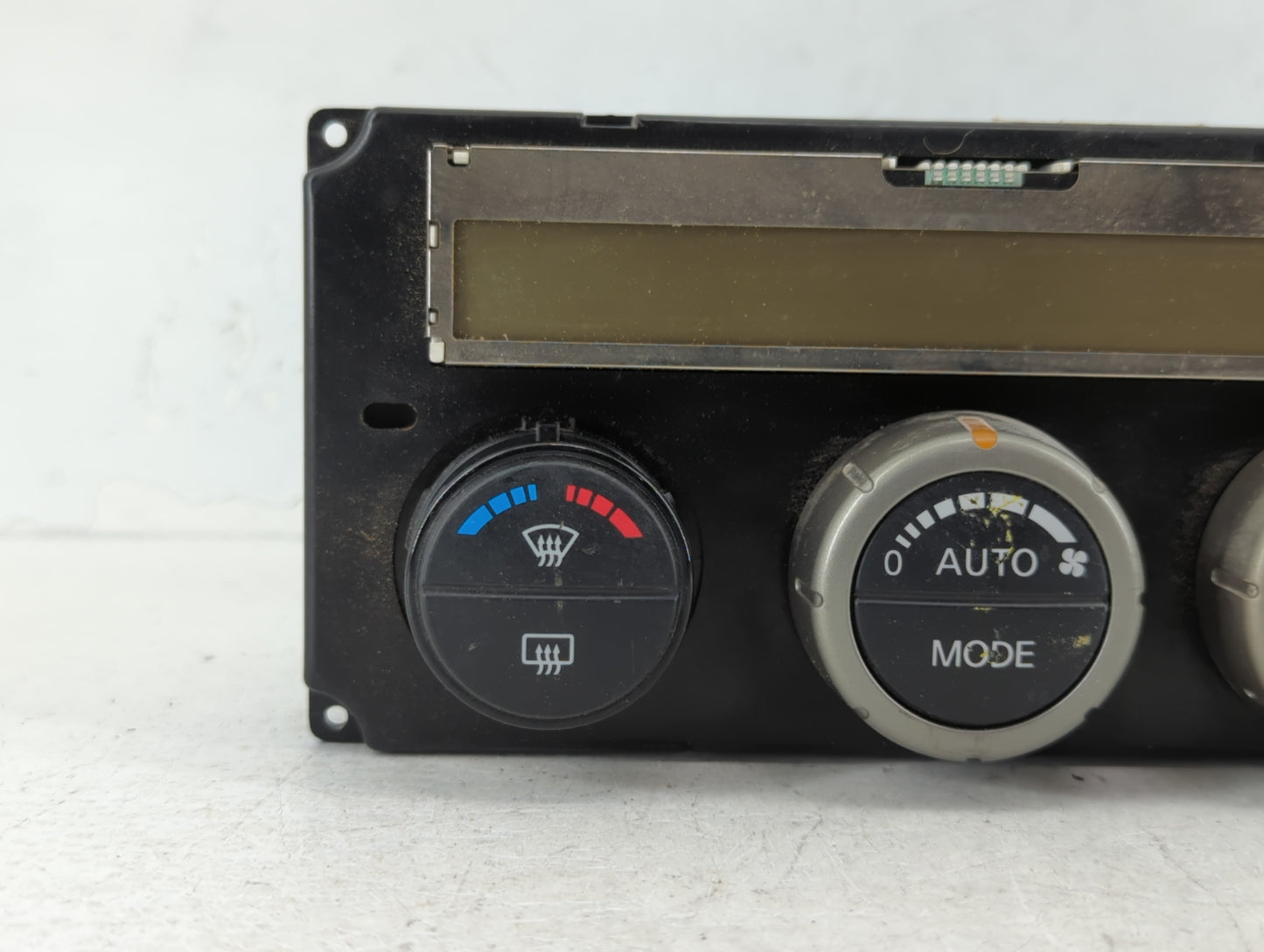 2017-2019 Kia Soul Climate Control Module Temperature AC/Heater Replacement P/N:27500ER51R Fits Fits 2017 2018 2019 OEM Used