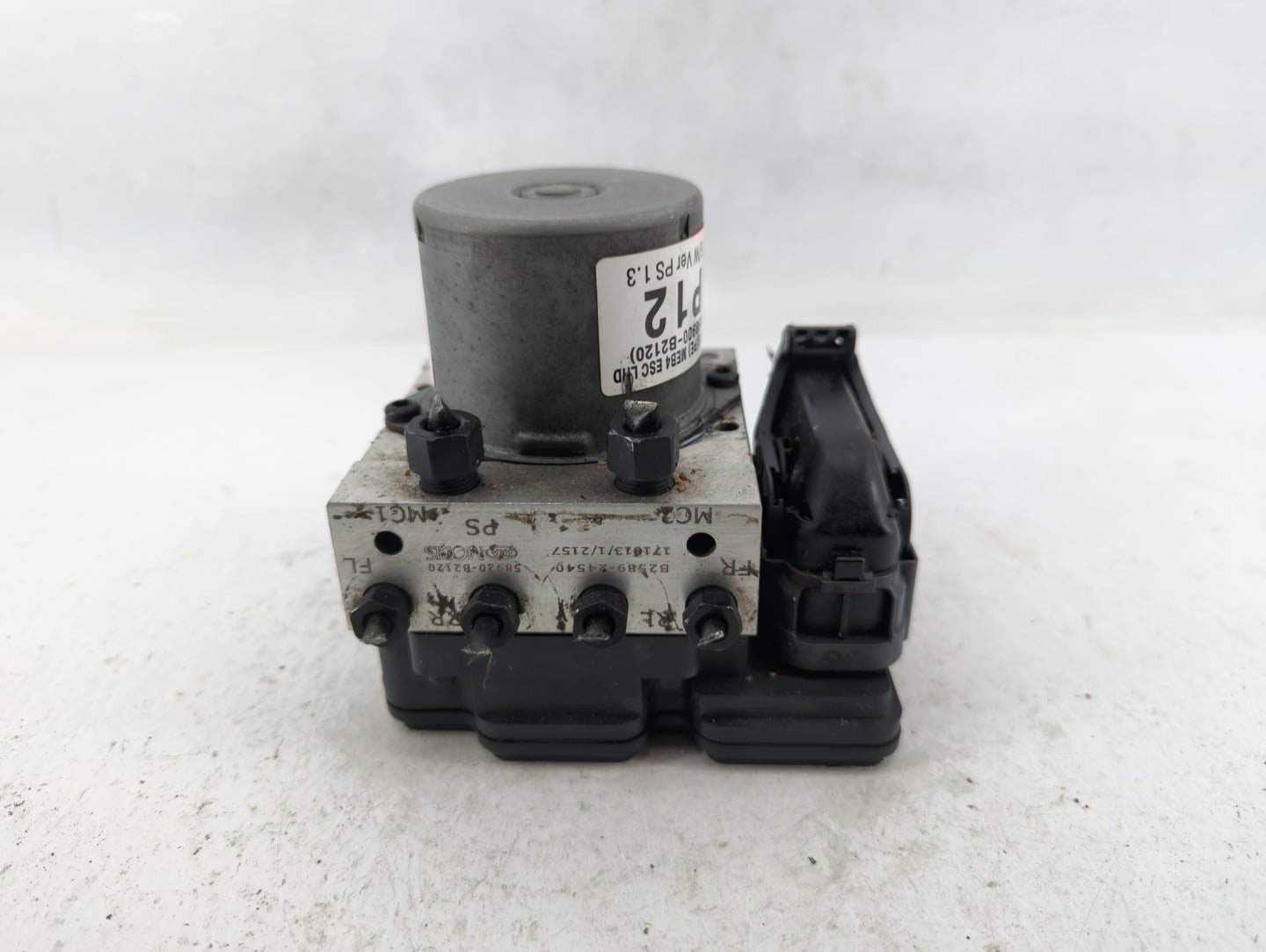 2017-2019 Kia Soul ABS Pump Control Module Replacement P/N:61589-45200 B2589-24540 Fits Fits 2017 2018 2019 OEM Used Auto Pa