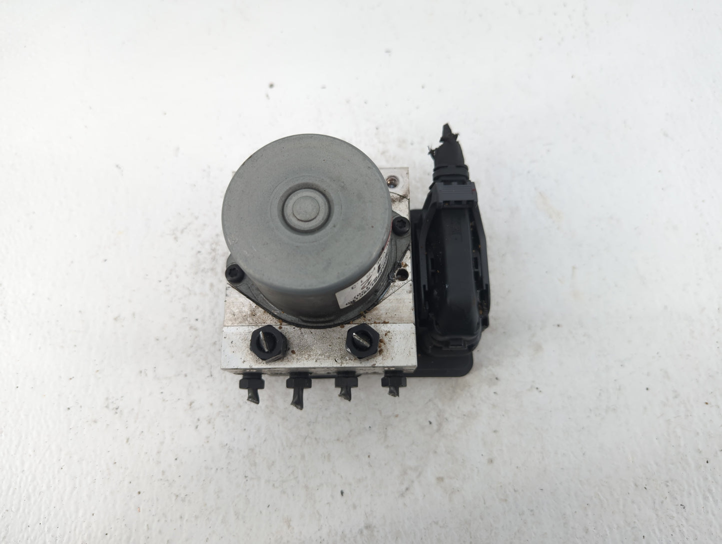 2017-2019 Kia Soul ABS Pump Control Module Replacement P/N:61589-45200 B2589-24540 Fits Fits 2017 2018 2019 OEM Used Auto Pa