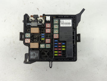 2017-2019 Kia Soul Fusebox Fuse Box Panel Relay Module P/N:91709B2070 91950-B2350 Fits Fits 2017 2018 2019 OEM Used Auto Parts