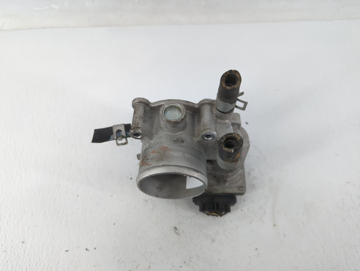 2014-2019 Kia Soul Throttle Body P/N:35100-2B300 Fits Fits 2011 2012 2013 2014 2015 2016 2017 2018 2019 2020 2021 OEM Used A