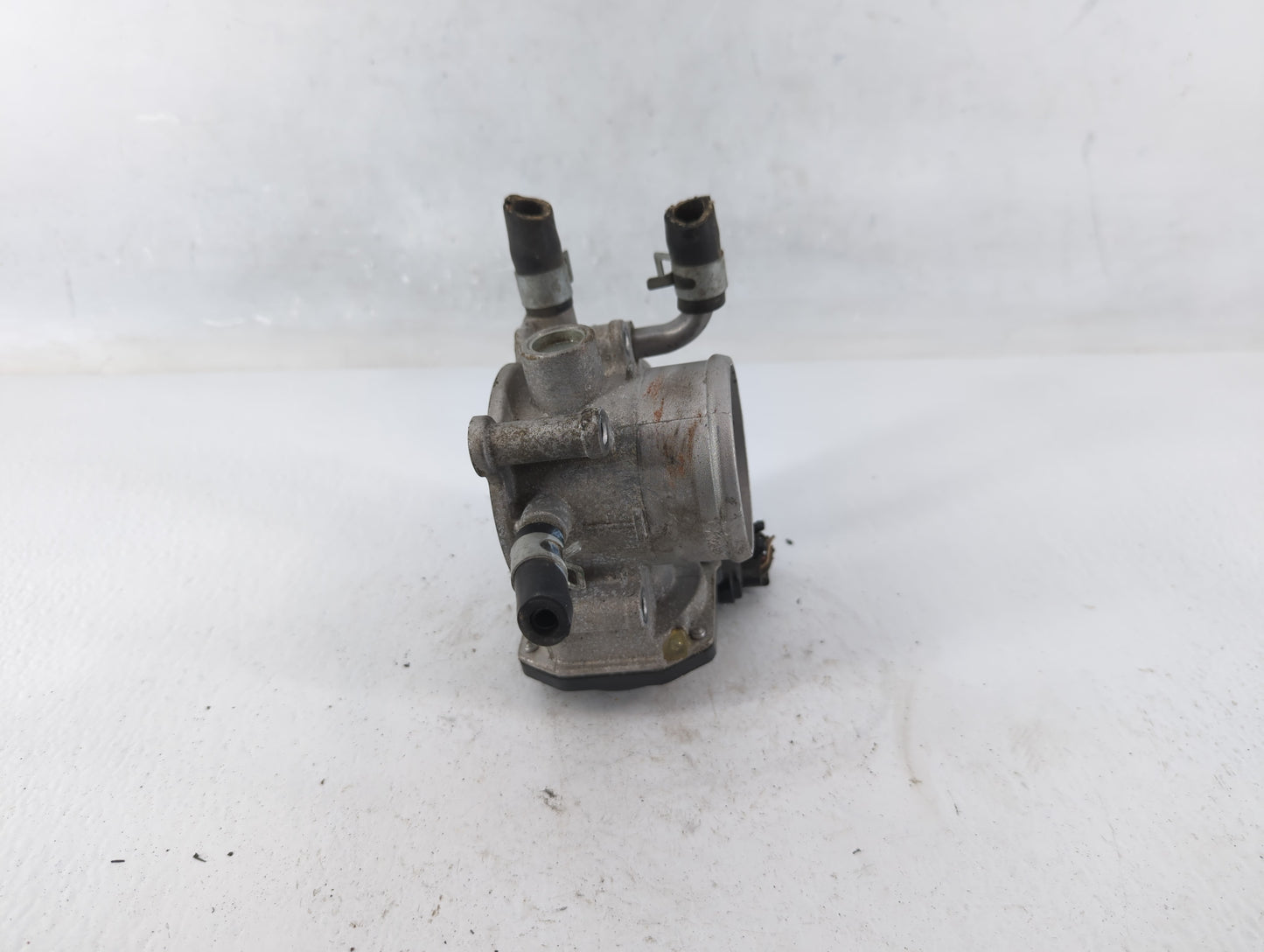 2014-2019 Kia Soul Throttle Body P/N:35100-2B300 Fits Fits 2011 2012 2013 2014 2015 2016 2017 2018 2019 2020 2021 OEM Used A