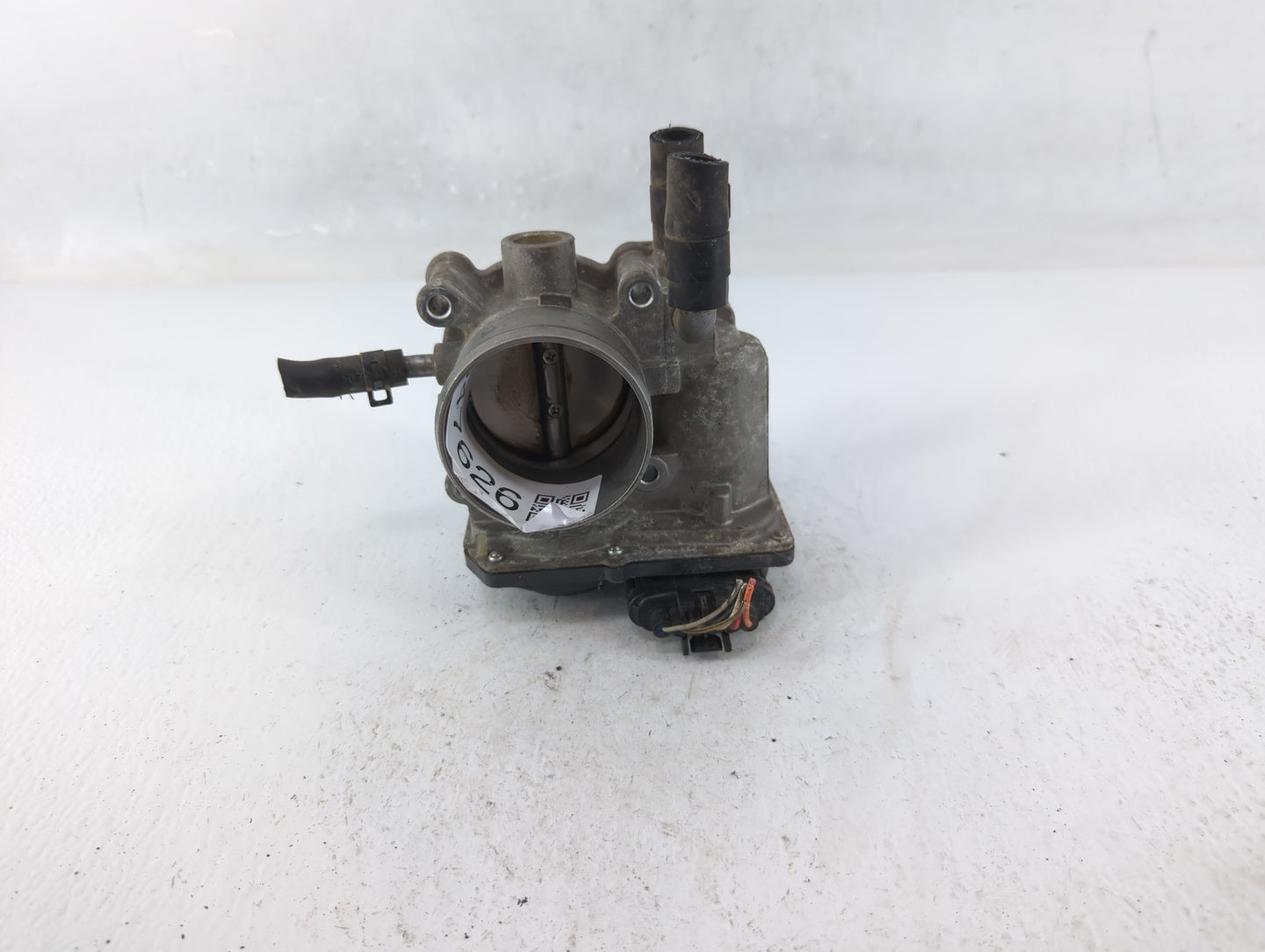 2012-2019 Kia Soul Throttle Body P/N:35100-2B300 Fits Fits 2012 2013 2014 2015 2016 2017 2018 2019 OEM Used Auto Parts - Oem