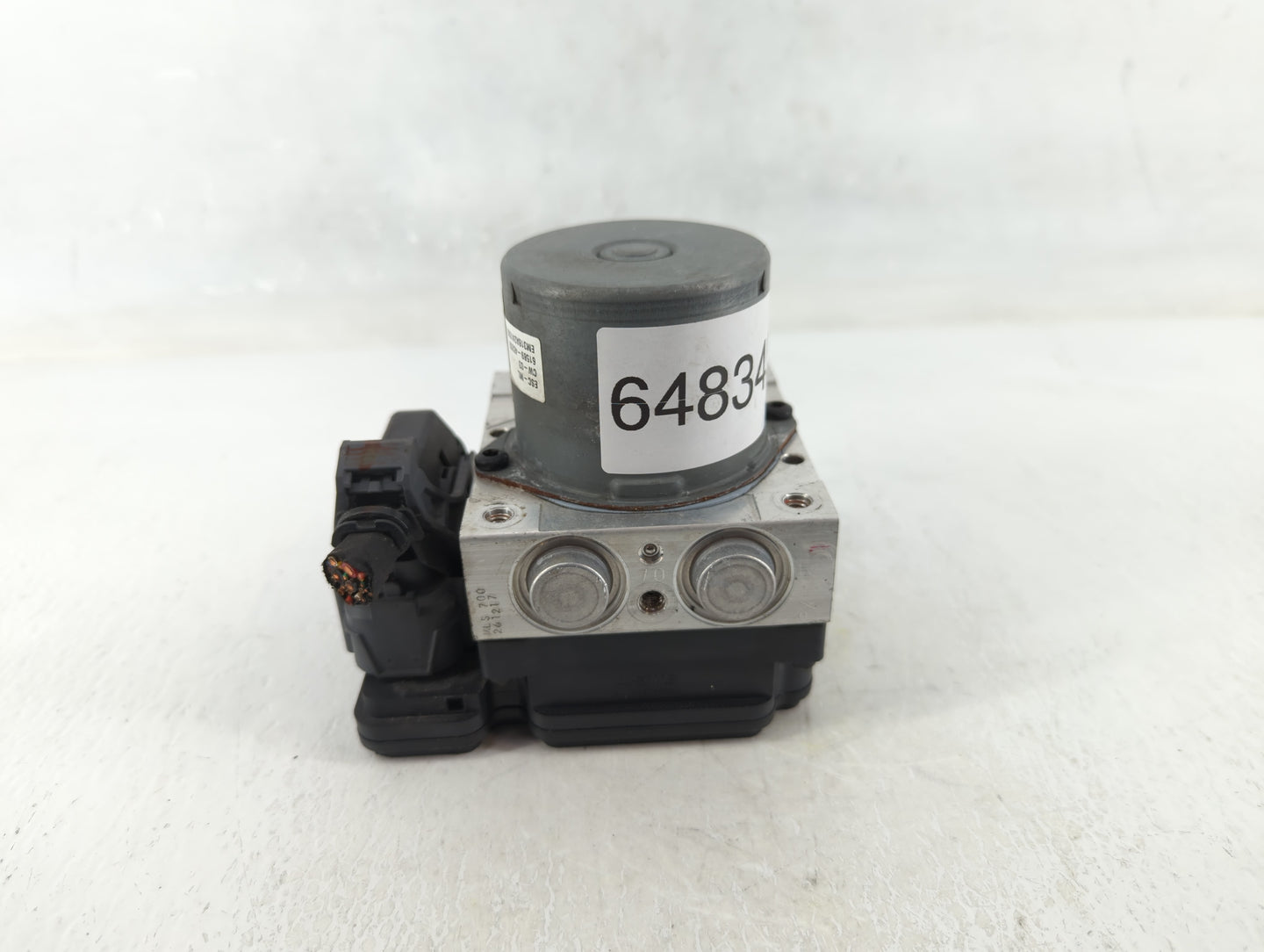 2017-2019 Kia Soul ABS Pump Control Module Replacement P/N:61589-45200 58900-B2120 Fits Fits 2017 2018 2019 OEM Used Auto Pa