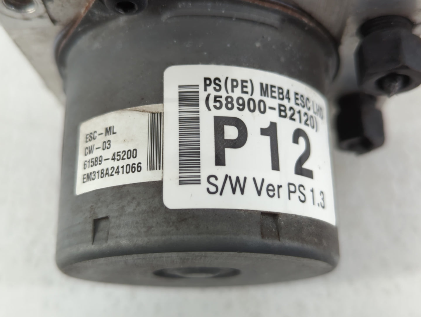 2017-2019 Kia Soul ABS Pump Control Module Replacement P/N:61589-45200 58900-B2120 Fits Fits 2017 2018 2019 OEM Used Auto Pa