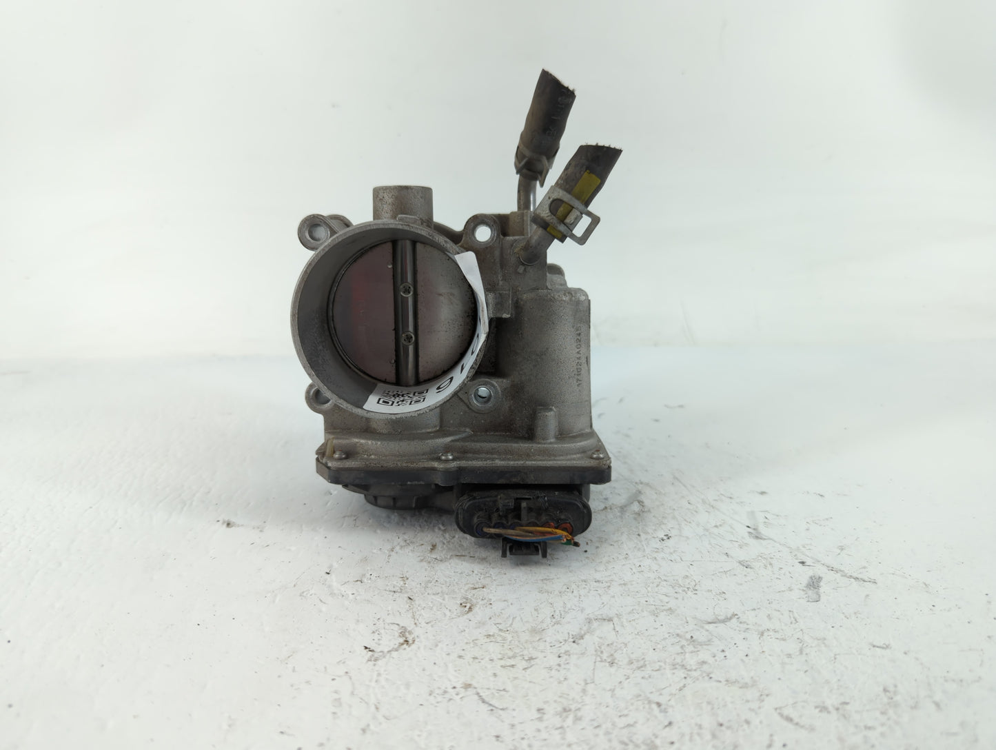 2014-2019 Kia Soul Throttle Body P/N:35100-2E000 Fits Fits 2011 2012 2013 2014 2015 2016 2017 2018 2019 2020 2021 OEM Used A