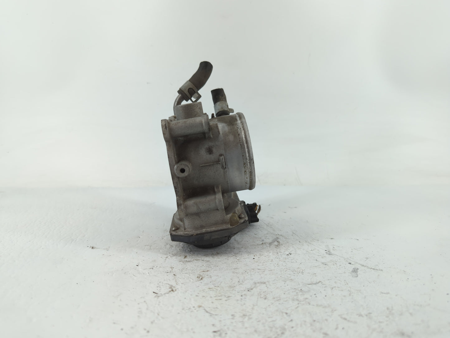 2014-2019 Kia Soul Throttle Body P/N:35100-2E000 Fits Fits 2011 2012 2013 2014 2015 2016 2017 2018 2019 2020 2021 OEM Used A