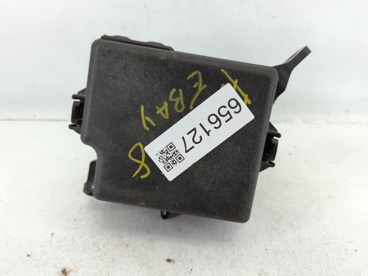 2017-2019 Kia Soul Fusebox Fuse Box Panel Relay Module P/N:91302B2060 Fits Fits 2017 2018 2019 OEM Used Auto Parts - Oemused