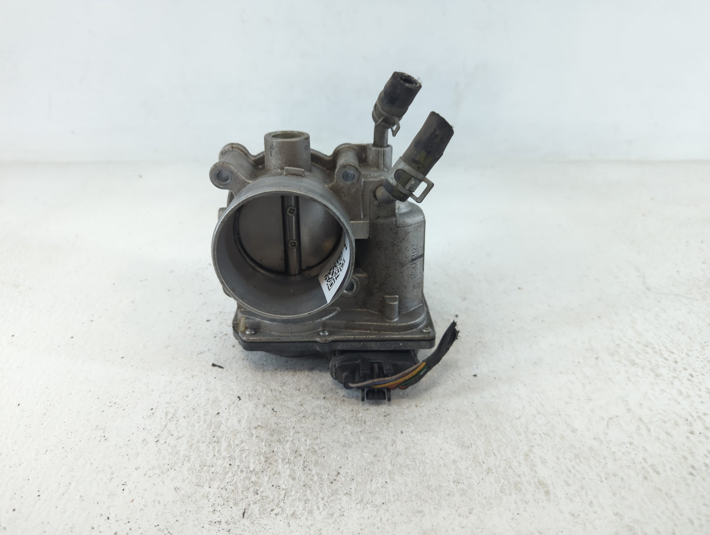2014-2019 Kia Soul Throttle Body P/N:35100-2E000 Fits Fits 2011 2012 2013 2014 2015 2016 2017 2018 2019 2020 2021 OEM Used A