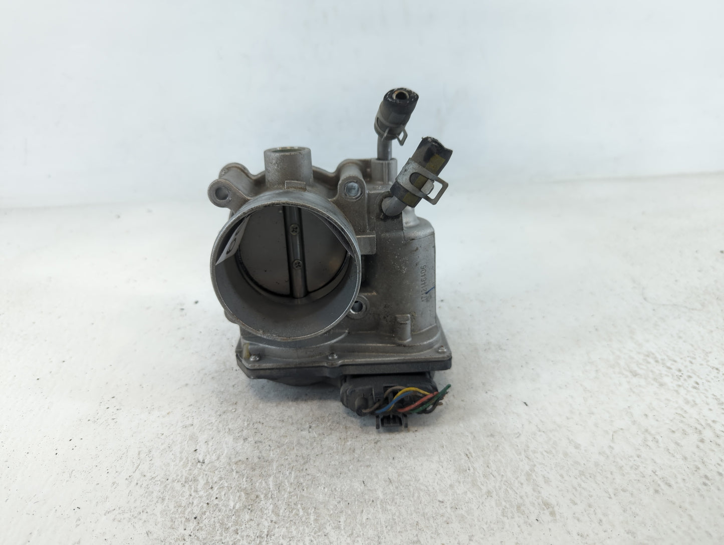 2014-2019 Kia Soul Throttle Body P/N:35100-2E000 Fits Fits 2011 2012 2013 2014 2015 2016 2017 2018 2019 2020 2021 OEM Used A