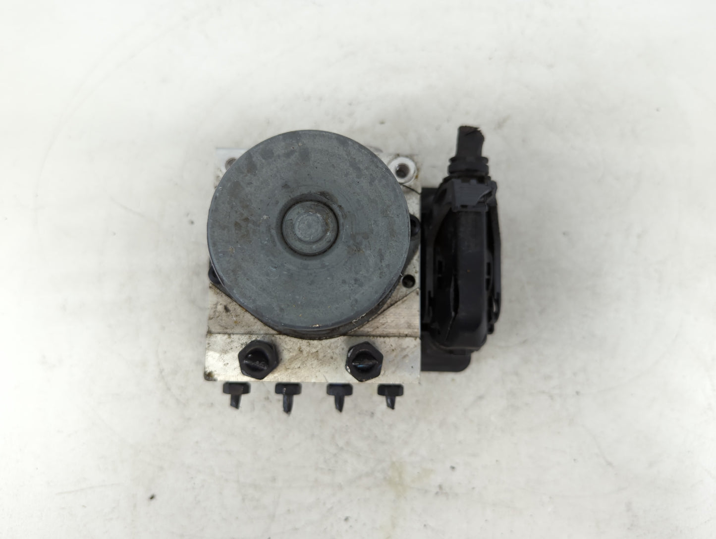2017-2019 Kia Soul ABS Pump Control Module Replacement P/N:B2589-24540 Fits Fits 2017 2018 2019 OEM Used Auto Parts - Oemuse
