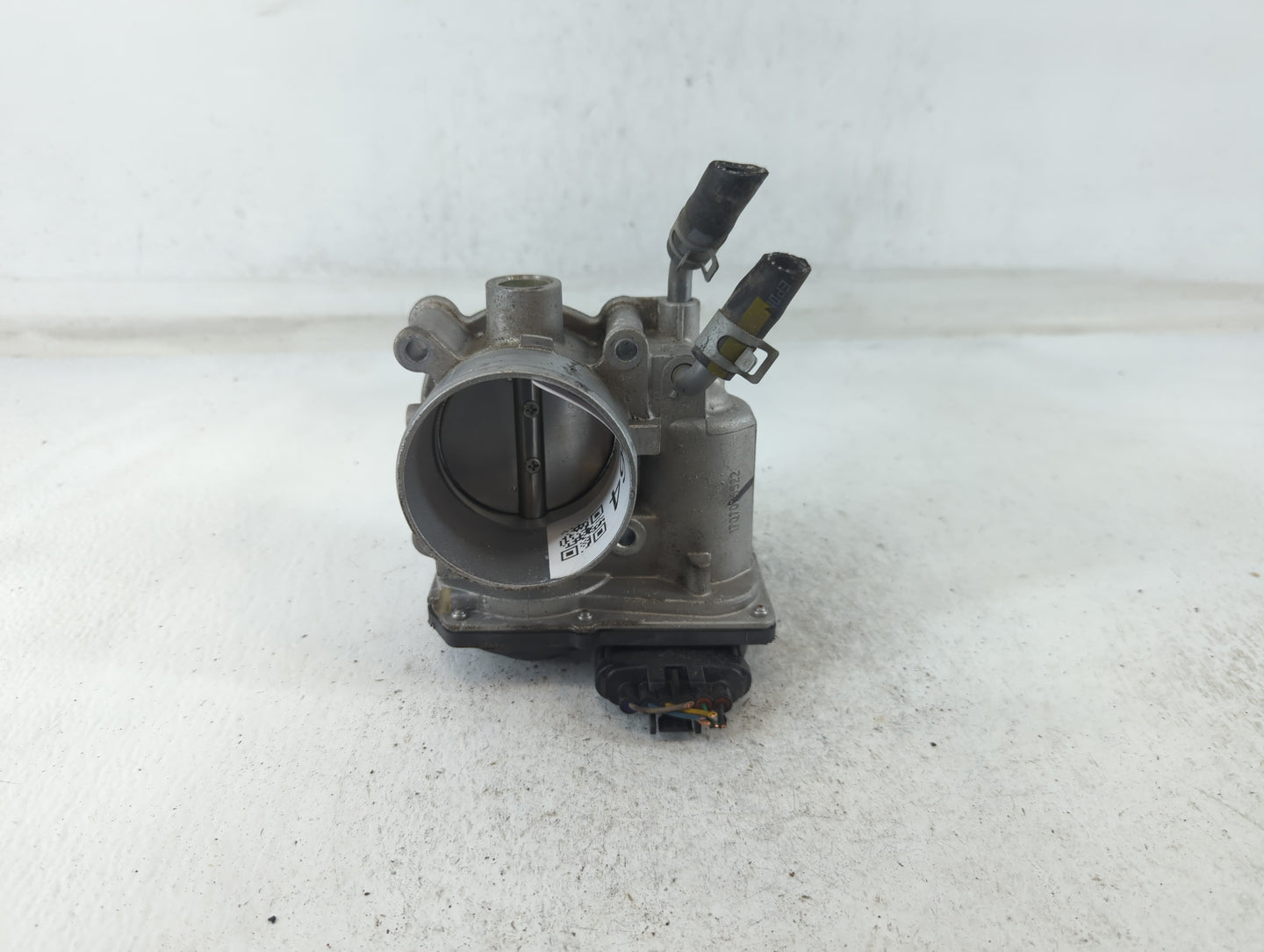 2014-2019 Kia Soul Throttle Body P/N:35100-2E000 Fits Fits 2011 2012 2013 2014 2015 2016 2017 2018 2019 2020 2021 OEM Used A